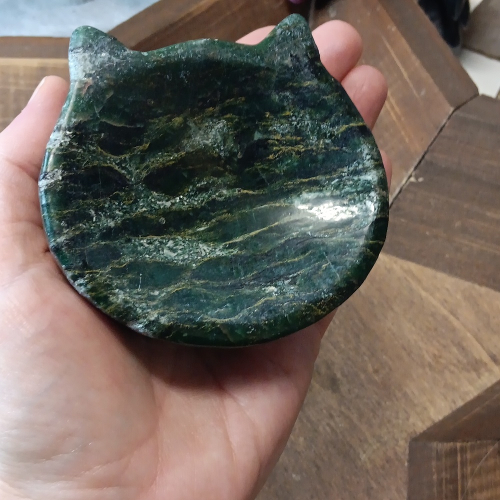 Green Cat-Shaped Stone Dish - Picture 3 of 5